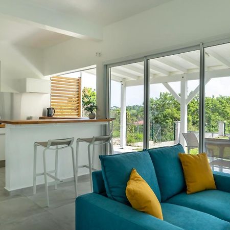 Superbe Appartement Avec Terrasse Vue Nature - Julyan House Petit-Bourg Exterior foto